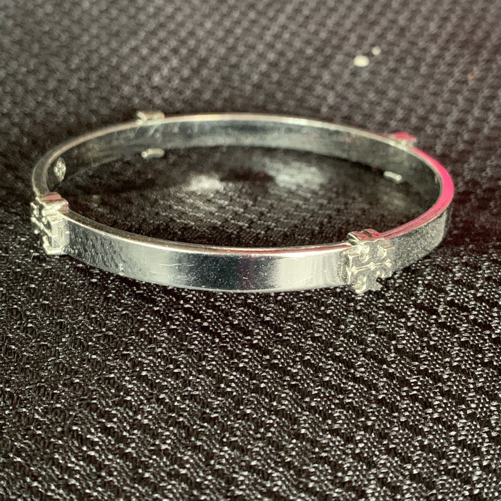 Tory Burch bangle , Make me an offer !